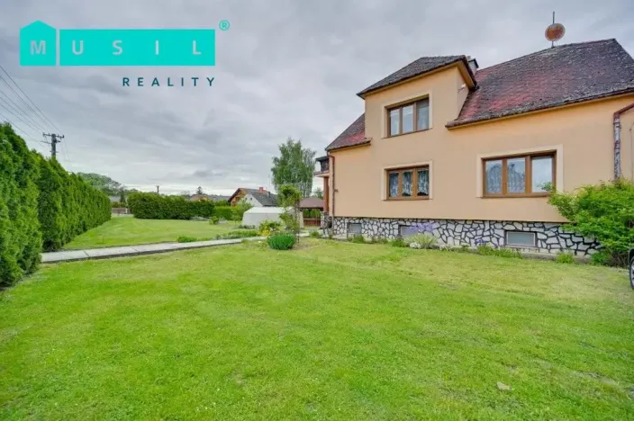 Prodej vícegeneračního domu, Medlov, 300 m2