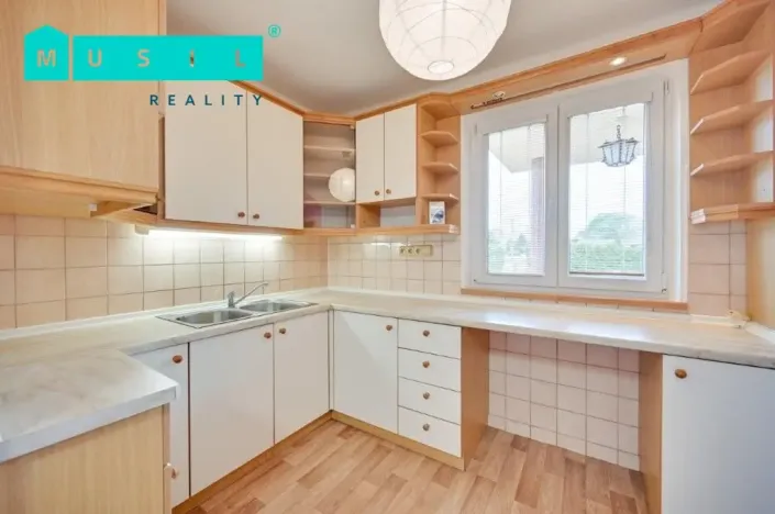Prodej vícegeneračního domu, Medlov, 300 m2