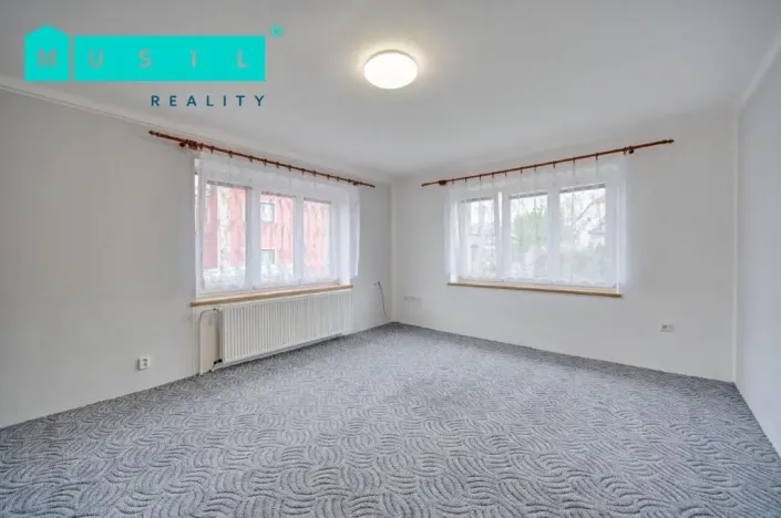 Prodej vícegeneračního domu, Medlov, 300 m2