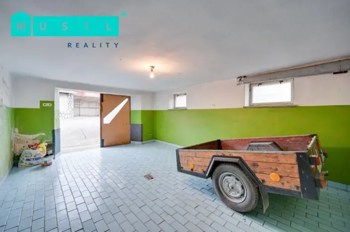 Prodej vícegeneračního domu, Medlov, 300 m2