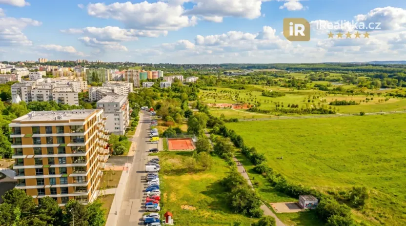 Pronájem bytu 2+kk, Praha - Černý Most, Arnošta Valenty, 35 m2