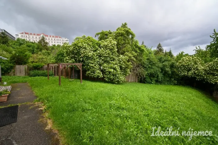 Pronájem bytu 1+1, Brno, Schovaná, 41 m2