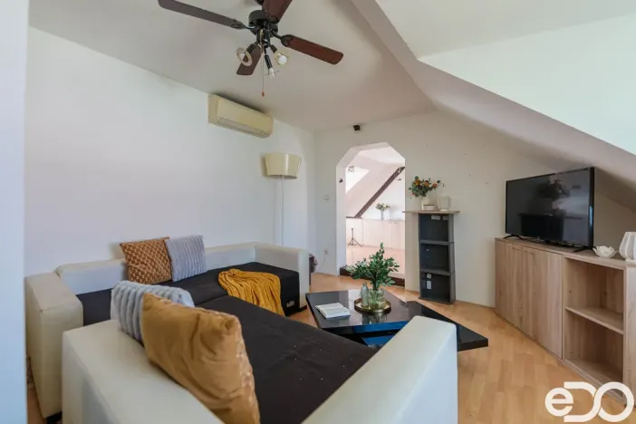 Prodej bytu 5+1, Sezemice - Veská, 163 m2