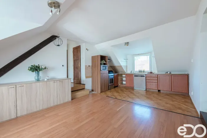 Prodej bytu 5+1, Sezemice - Veská, 163 m2