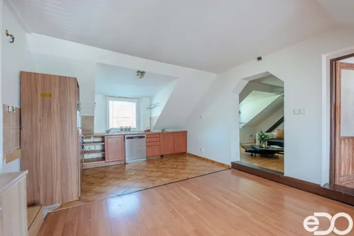 Prodej bytu 5+1, Sezemice - Veská, 163 m2
