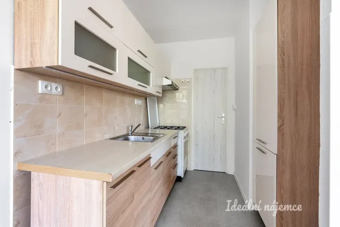 Pronájem bytu 3+1, Praha - Stodůlky, Amforová, 73 m2