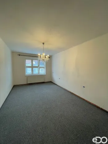 Pronájem bytu 3+1, Pardubice, náměstí Čs. legií, 96 m2