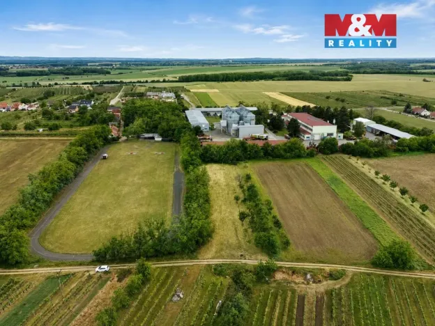 Prodej zahrady, Drnholec, 832 m2