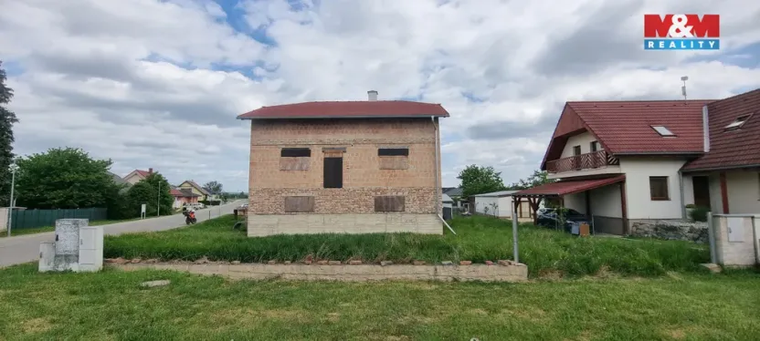 Prodej pozemku pro bydlení, Loděnice, 1346 m2