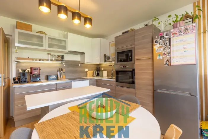 Prodej bytu 3+kk, Jinočany, U potoka, 92 m2