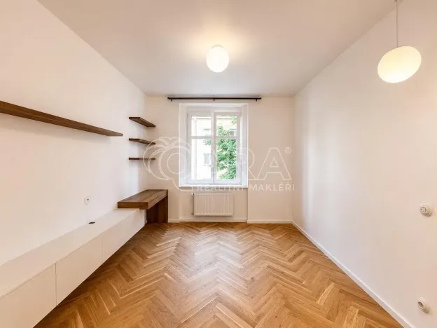 Pronájem bytu 2+kk, Praha - Vysočany, Nemocniční, 45 m2