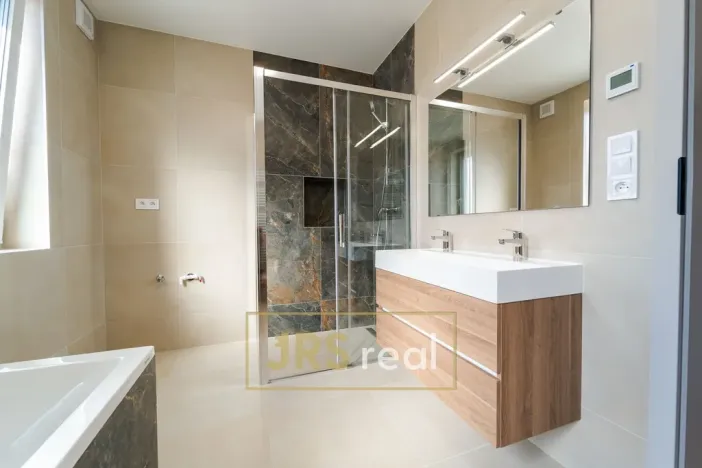 Pronájem bytu 3+kk, Přísnotice, 97 m2
