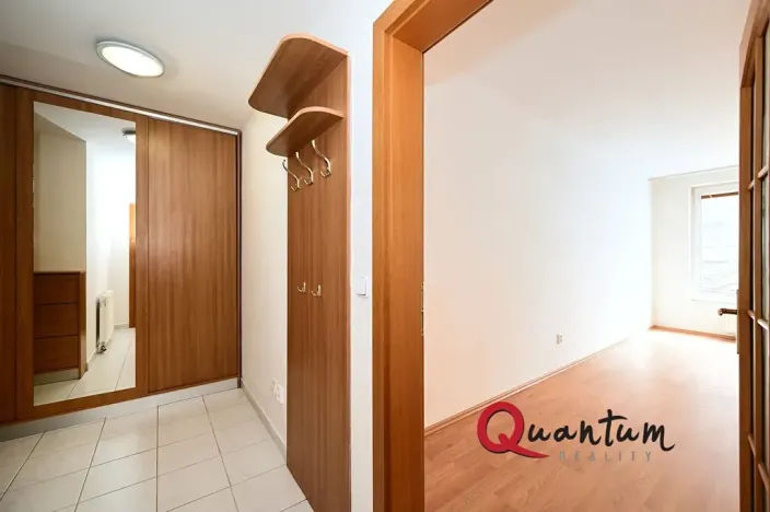 Pronájem bytu 1+kk, Praha - Strašnice, Počernická, 46 m2
