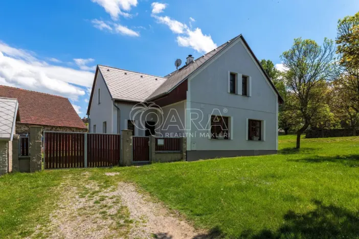 Prodej rodinného domu, Slabce - Rousínov, 198 m2