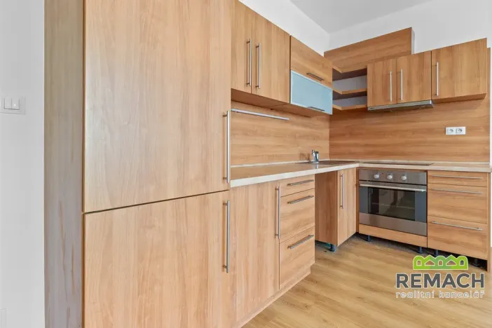 Pronájem bytu 2+kk, Staré Město, Tönisvorst, 50 m2