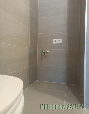 Pronájem bytu 2+kk, Praha - Kamýk, 46 m2