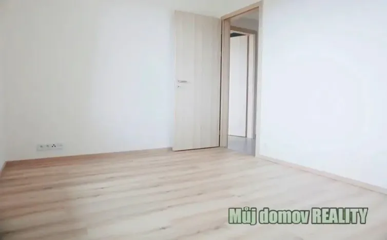 Pronájem bytu 2+kk, Praha - Kamýk, 46 m2