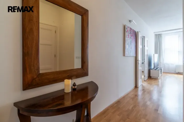 Pronájem bytu 2+kk, Praha - Staré Město, Haštalská, 63 m2