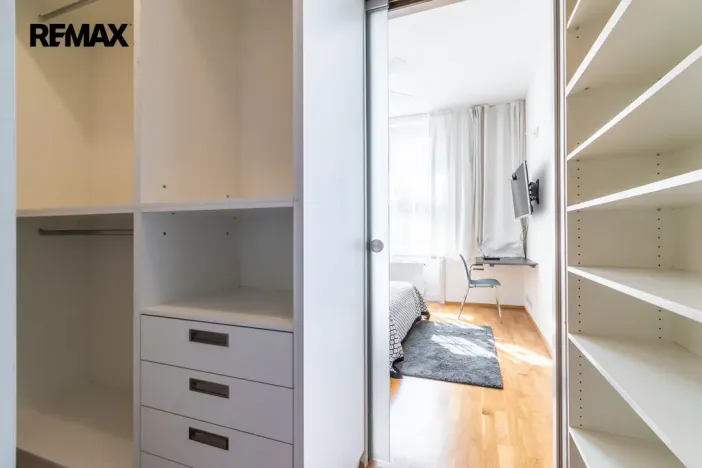 Pronájem bytu 2+kk, Praha - Staré Město, Haštalská, 63 m2
