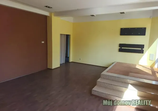 Pronájem kanceláře, Praha - Horní Počernice, 121 m2