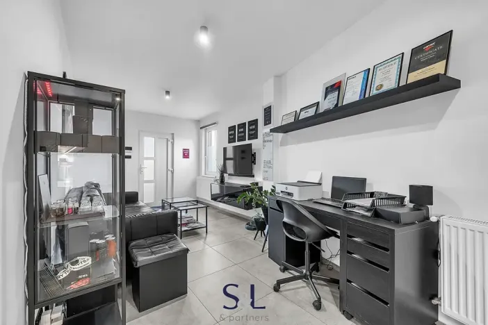 Prodej obchodního prostoru, Nový Bor, Česká, 325 m2