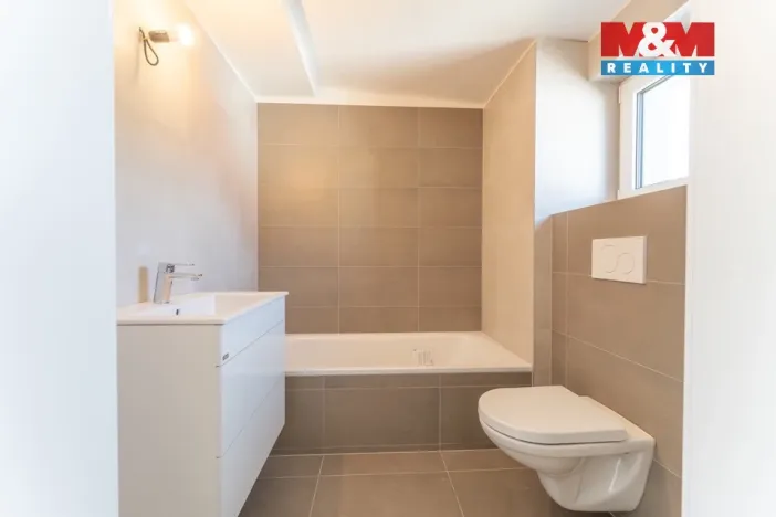 Pronájem bytu 2+kk, Libenice, 64 m2