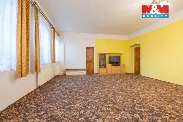 Prodej bytu 4+1, Nový Bor - Arnultovice, 97 m2