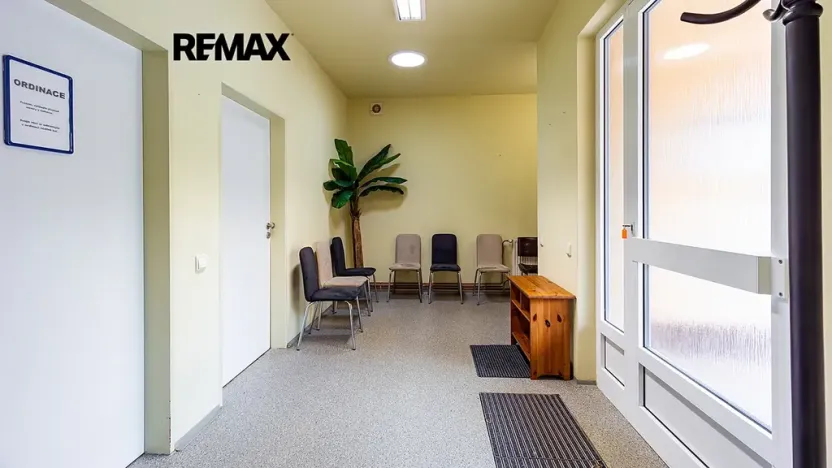 Prodej ordinace, Česká Lípa, Pod Holým vrchem, 196 m2