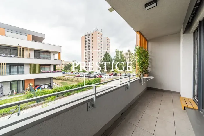 Pronájem bytu 1+kk, Praha - Střížkov, Bešťákova, 40 m2