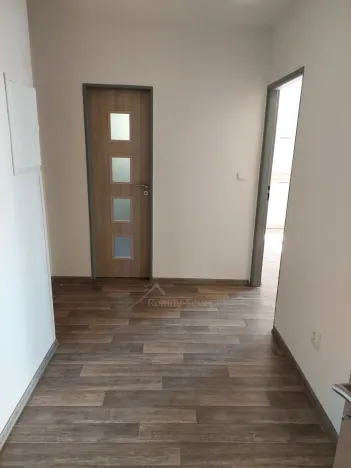 Pronájem bytu 3+1, Nový Bor - Arnultovice, B. Egermanna, 90 m2