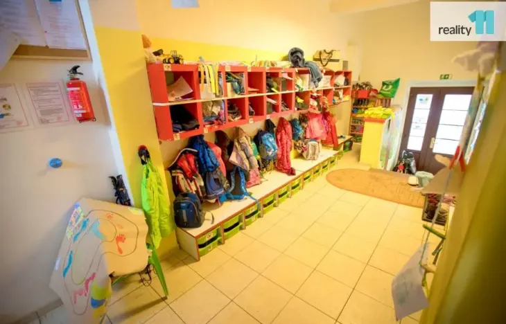 Pronájem komerční nemovitosti, Hradec Králové, Srdínkova, 205 m2