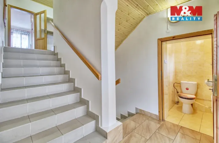 Prodej rodinného domu, Chomutov, Palachova, 252 m2