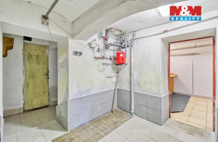 Prodej rodinného domu, Chomutov, Palachova, 252 m2