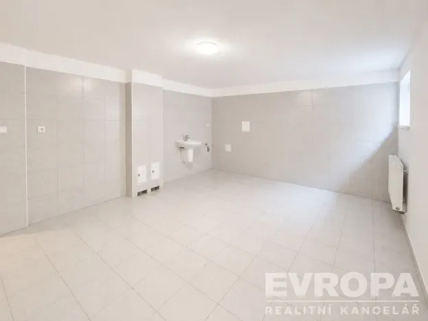 Pronájem rodinného domu, Průhonice, 200 m2
