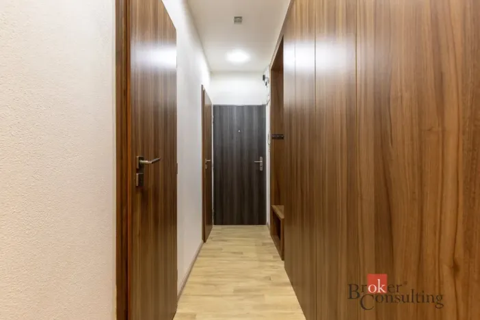 Prodej bytu 2+kk, Břeclav - Poštorná, Dělnická, 51 m2
