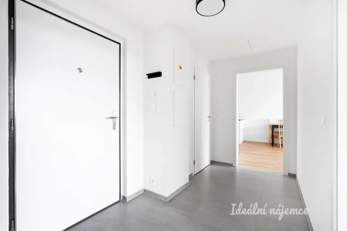 Pronájem bytu 2+kk, Praha - Hloubětín, Sobí, 55 m2