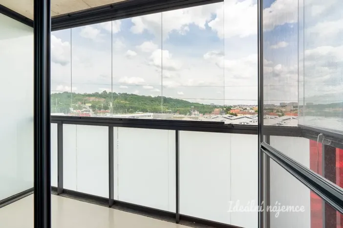 Pronájem bytu 2+kk, Praha - Hloubětín, Sobí, 55 m2