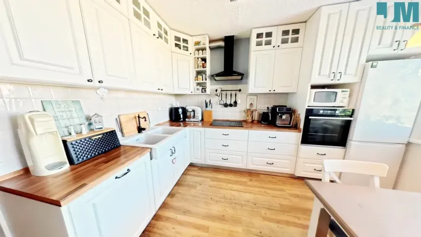 Prodej bytu 3+1, Třebíč, Jar. Heyrovského, 69 m2