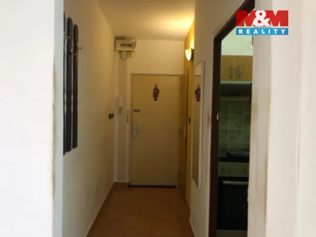 Prodej bytu 3+1, Olomouc - Povel, Nedvědova, 58 m2