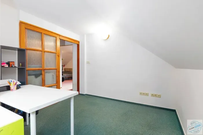 Prodej rodinného domu, Opava, Slezská, 275 m2