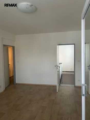 Pronájem bytu 1+1, Zlín, Hluboká, 44 m2