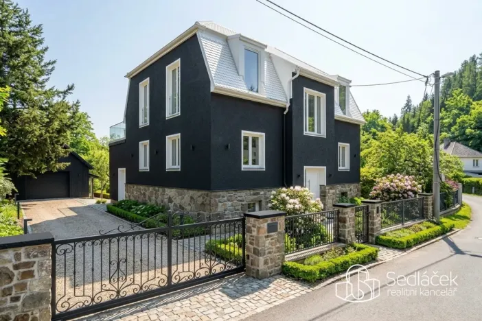 Prodej vícegeneračního domu, Nejdek, Limnická, 280 m2