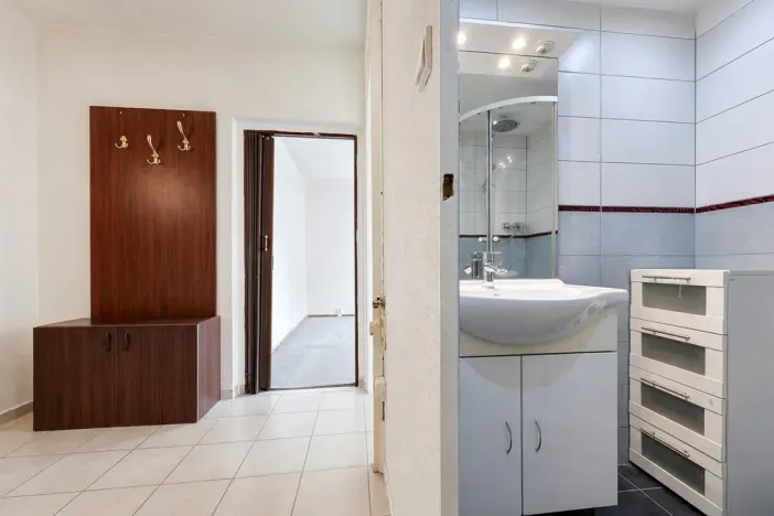 Prodej bytu 2+1, Chomutov, Pod Břízami, 51 m2