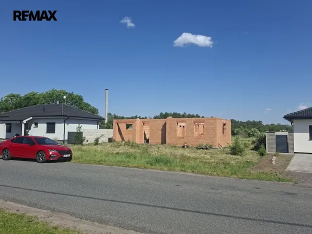 Prodej pozemku pro bydlení, Strachotice, 827 m2