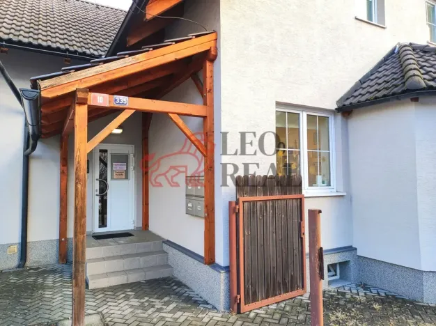 Pronájem kanceláře, Kopřivnice, Záhumenní, 42 m2