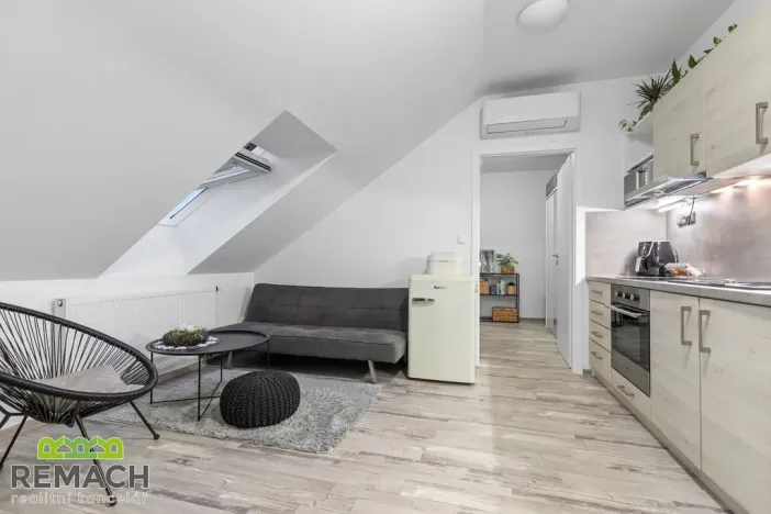 Pronájem bytu 2+kk, Uherské Hradiště, Prostřední, 40 m2