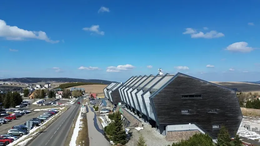 Prodej restaurace, Loučná pod Klínovcem, 45 m2