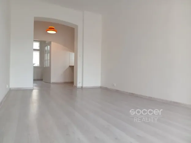 Pronájem bytu 1+kk, Praha - Žižkov, Chlumova, 32 m2