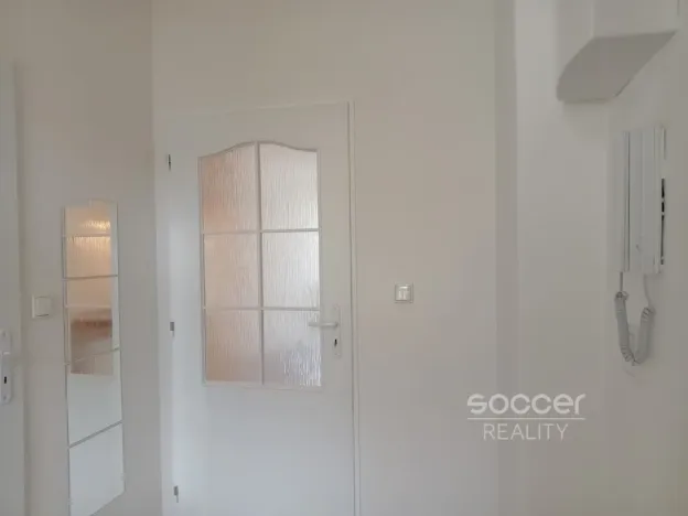 Pronájem bytu 1+kk, Praha - Žižkov, Chlumova, 32 m2