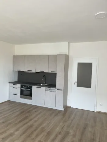 Pronájem bytu 1+kk, Pardubice - Pardubičky, Východní, 34 m2